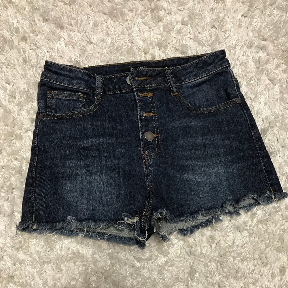 Like new, cut off denim shorts